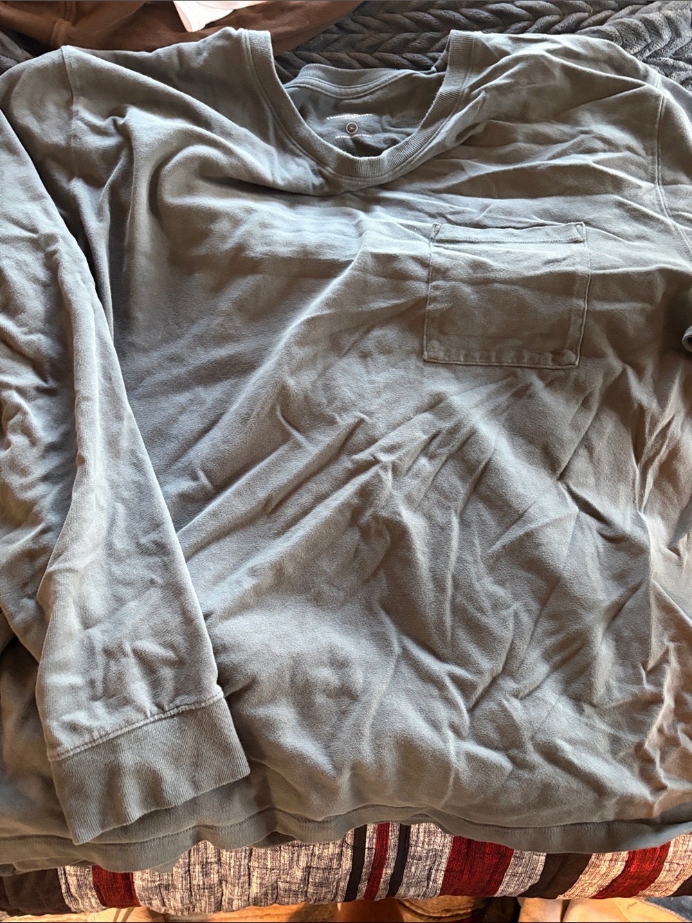 Goodfellow & Co Men's Long-Sleeve Pocket Tee in Light Gray